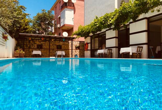 Bayram Otel Çeşme - Görsel 9