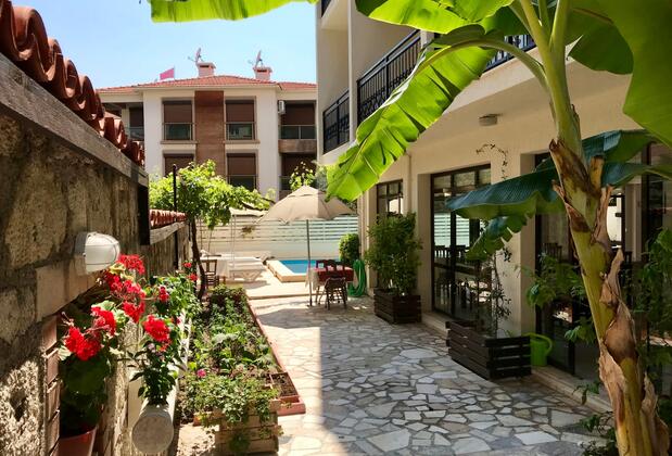 Bayram Otel Çeşme - Görsel 11