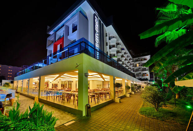 White City Beach Hotel - Görsel 3