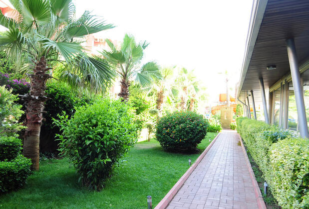 White City Beach Hotel - Görsel 11