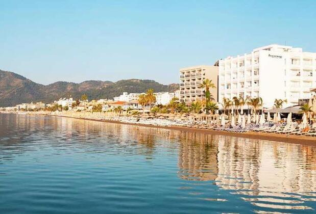 The Beachfront Hotel - Görsel 3