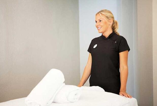 The Beachfront Hotel - Görsel 22