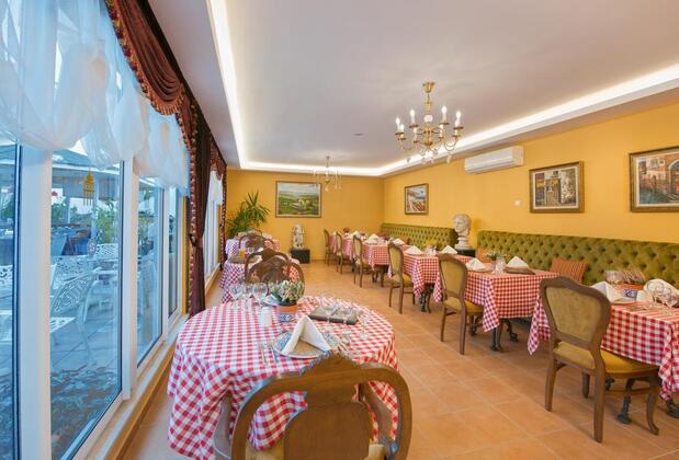 Antique Roman Palace - Görsel 17