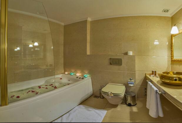 By Murat Crown Hotel - Görsel 29