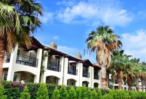 Tiana Beach Resort - Görsel 3