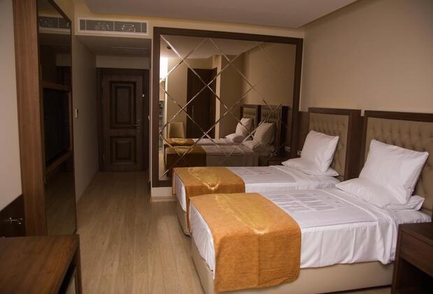 Nana Hotel - Görsel 4