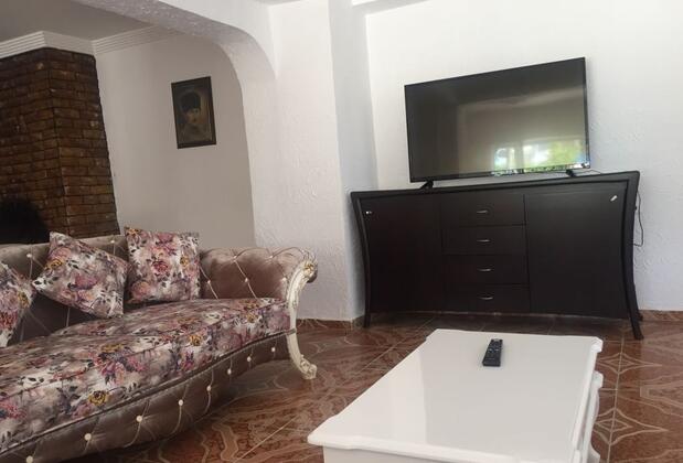 Shadow Hotel - Görsel 9