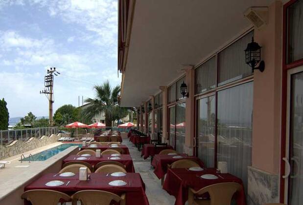 Kalamaki Beach Hotel - Görsel 12