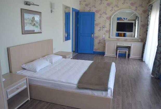 Queen Aphrodite Hotel - Görsel 12