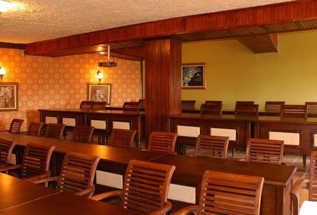 Pinecone Boutique Hotel - Görsel 13