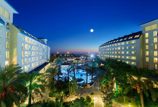 Crystal Admiral Resort Suites & Spa - Görsel 4