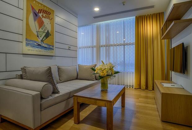 Tav Airport Hotel İzmir - Görsel 15