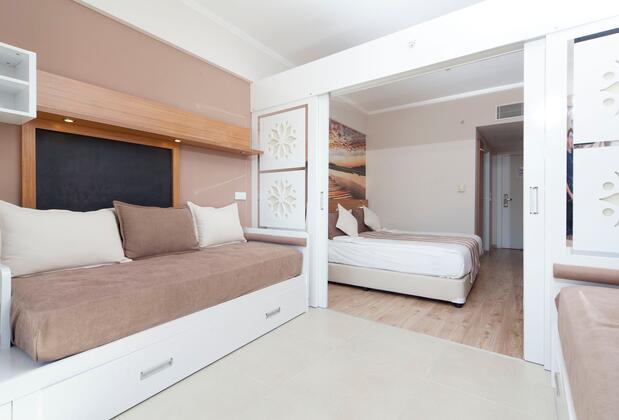 Holiday Village Sarıgerme - Görsel 4