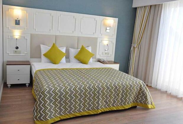 Side Crown Charm Palace - Görsel 13