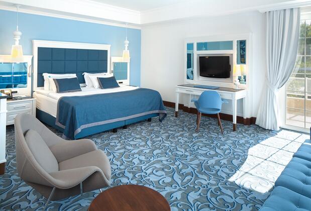 Azure Villas by Cornelia Diamond - Görsel 4