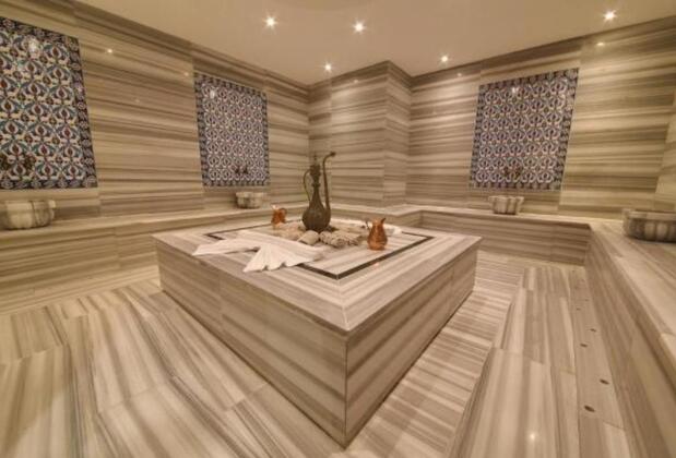 Ramada Hotel & Suites Merter - Görsel 10