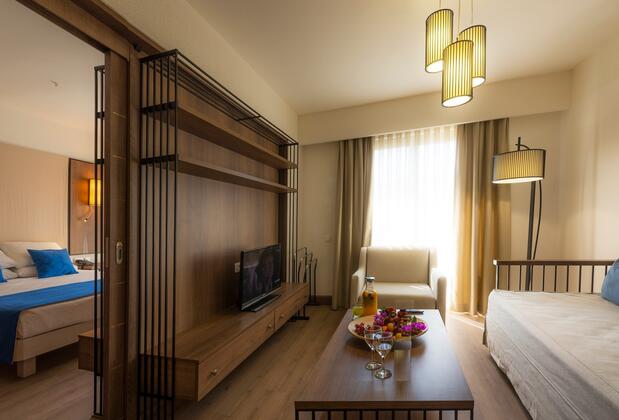 LIV Hotel by Bellazure - Görsel 8