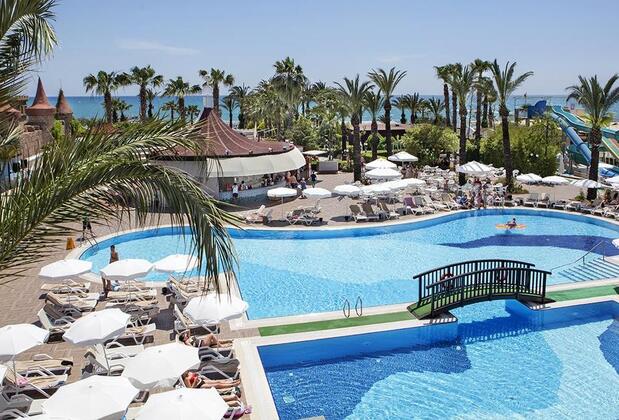 Aydınbey Famous Resort Hotel - Görsel 10