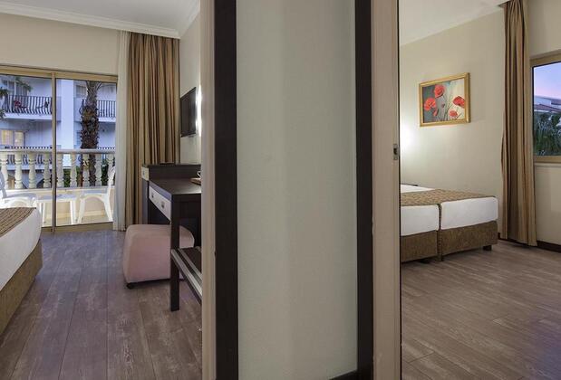 Aydınbey Famous Resort Hotel - Görsel 28