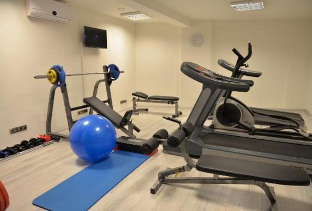 Ramada Hotel & Suites by Wyndham Kuşadası - Görsel 11