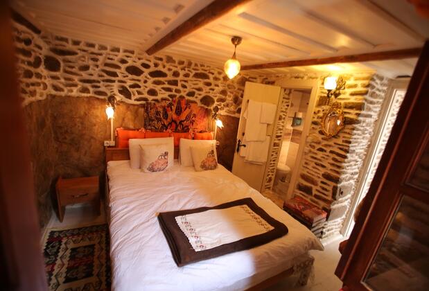 İzzet Efendi Taş Konak - Görsel 17