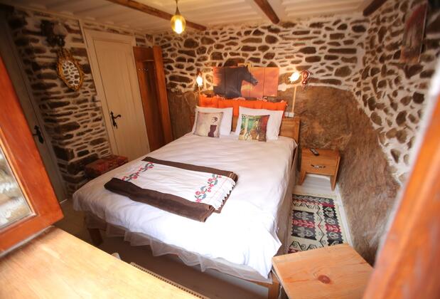 İzzet Efendi Taş Konak - Görsel 12