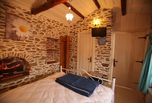 İzzet Efendi Taş Konak - Görsel 9