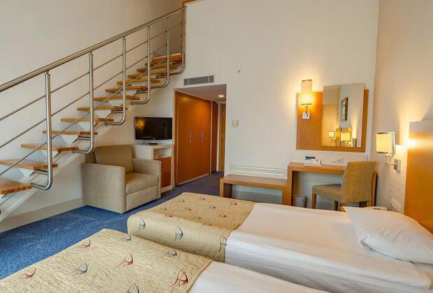 Crystal Admiral Resort Suites & Spa - Görsel 21