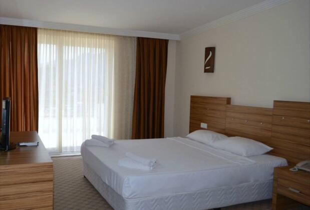 Vogue Royal Beach Hotel - Görsel 9