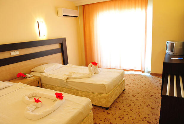 Klas More Beach Hotel - Görsel 16