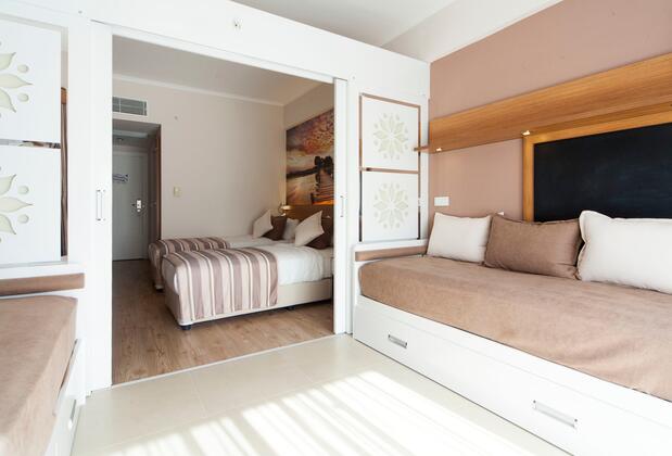 Holiday Village Sarıgerme - Görsel 2