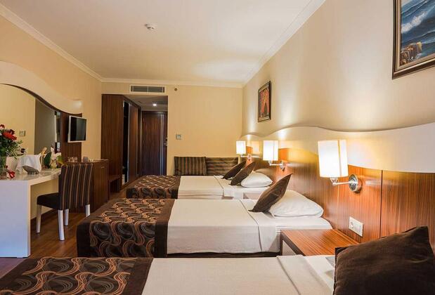 Throne Beach Resort & Spa - Görsel 23