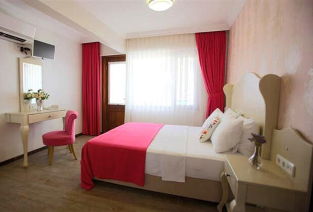 Cunda House Küçük Otel - Görsel 9