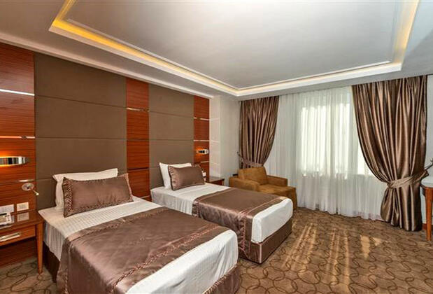 Glorious Hotel - Görsel 45