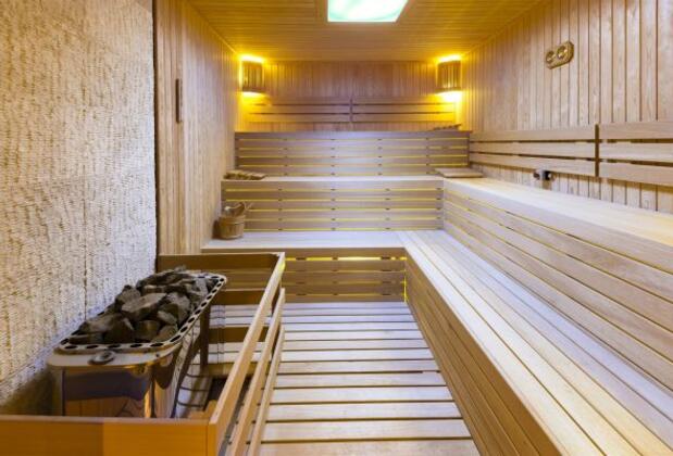 Ramada Hotel & Suites Kemalpaşa - Görsel 14