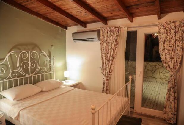 Bee Alaçatı by Tren - Görsel 10