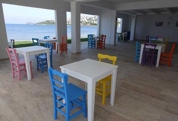 Blue White Hotel - Görsel 10