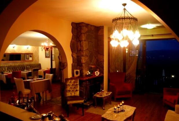 Villa Pine Garden Hotel - Görsel 3