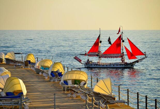 Azura Deluxe Resort & Spa Hotel - Görsel 25