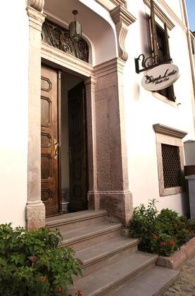 Siyah Lale Otel Cunda - Görsel 14