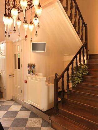 Siyah Lale Otel Cunda - Görsel 16