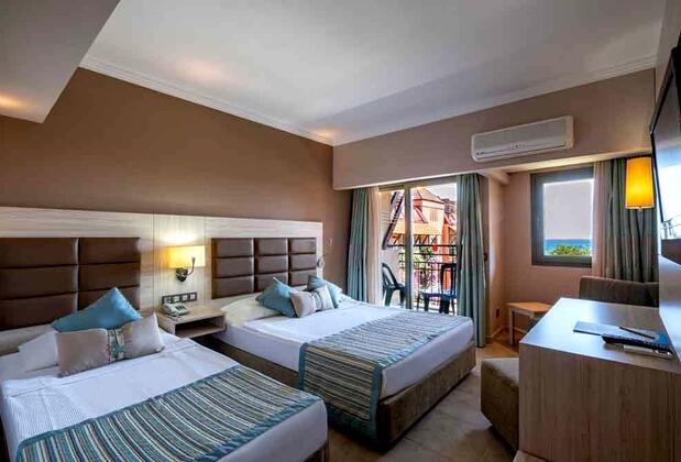 Palmeras Beach Hotel - Görsel 8