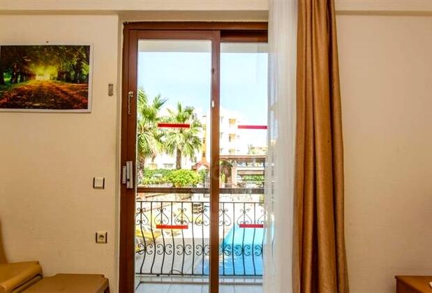 Orange Park Hotel - Görsel 9