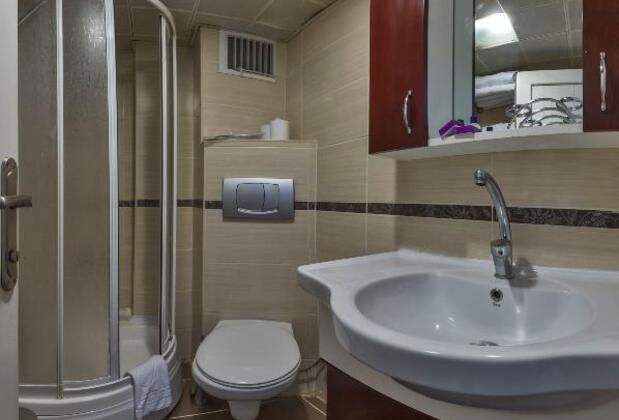 İstanbul Holiday Hotel - Görsel 28