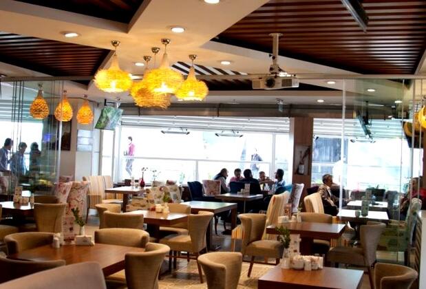 Grand Plaza Hotel - Görsel 4