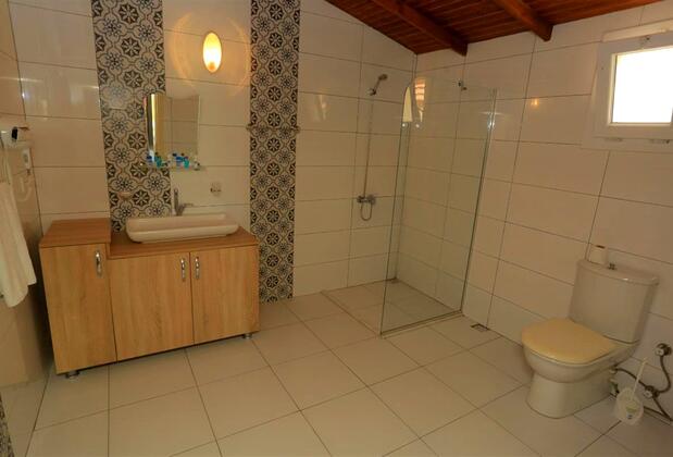 Ada Deluxe Otel - Görsel 11