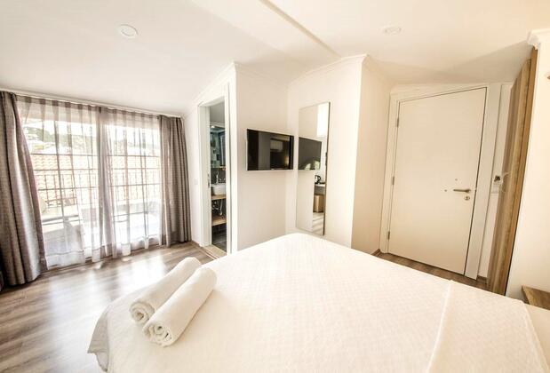 Dekatria Hotel Rooms & Aparts - Görsel 7