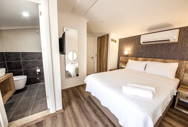 Dekatria Hotel Rooms & Aparts - Görsel 8