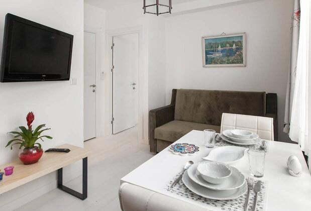 Myra Pera - Görsel 6