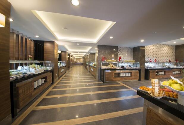 Ramada Resort Lara - Görsel 22